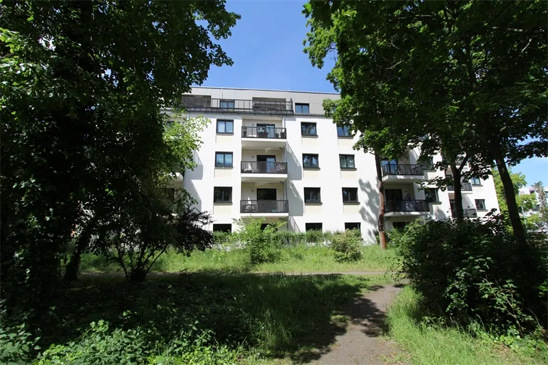 Viel Platz im Grünen: Moderne 4-Raum-Neubauwohnung mit Balkon in Köpenick — photo 1